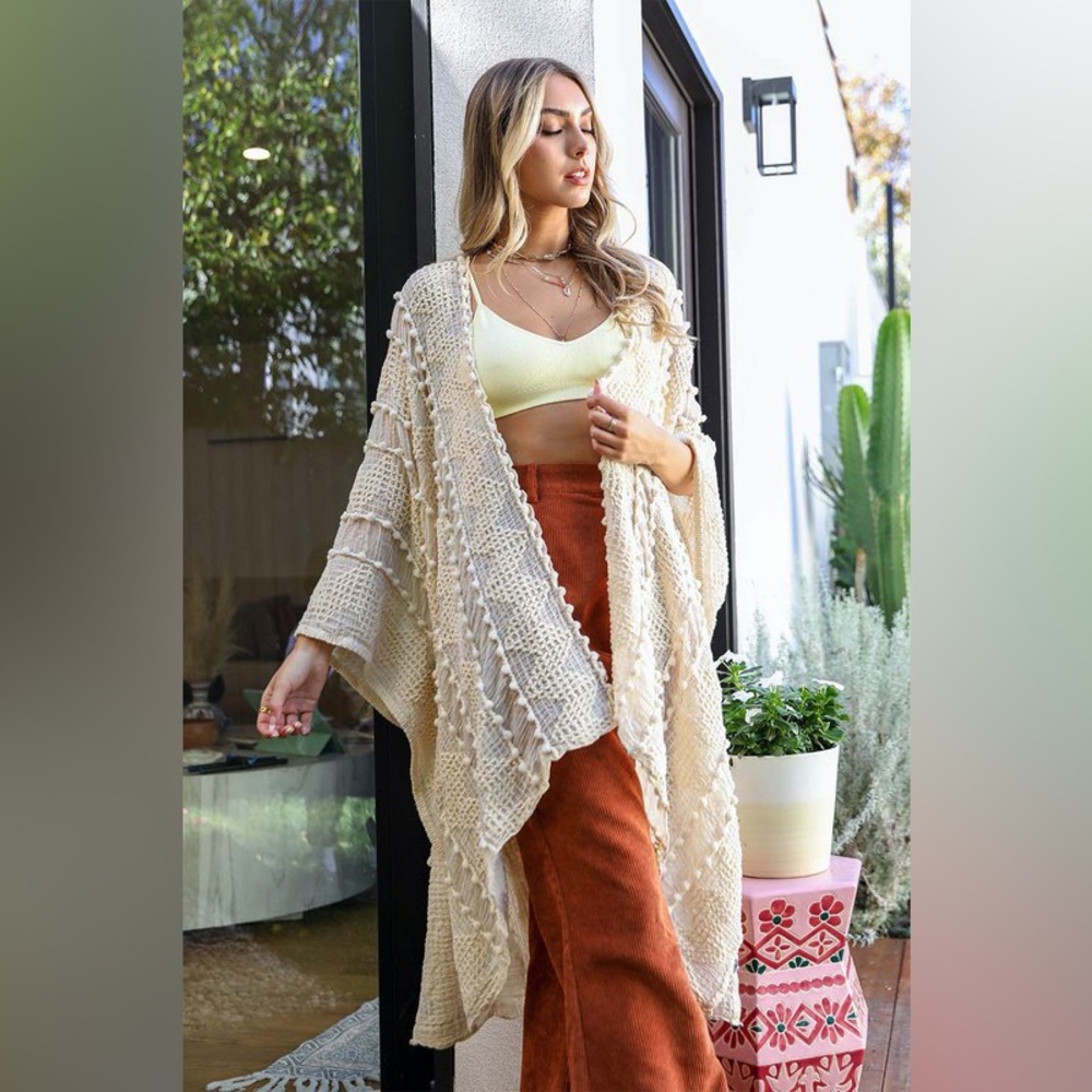 236.  LAST 1! Embroidered Soft Bohemian oversized cream duster cardigan kimono - Picture 2 of 5